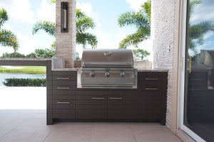 Outdoor Grill integrated into Horizon kitchen style