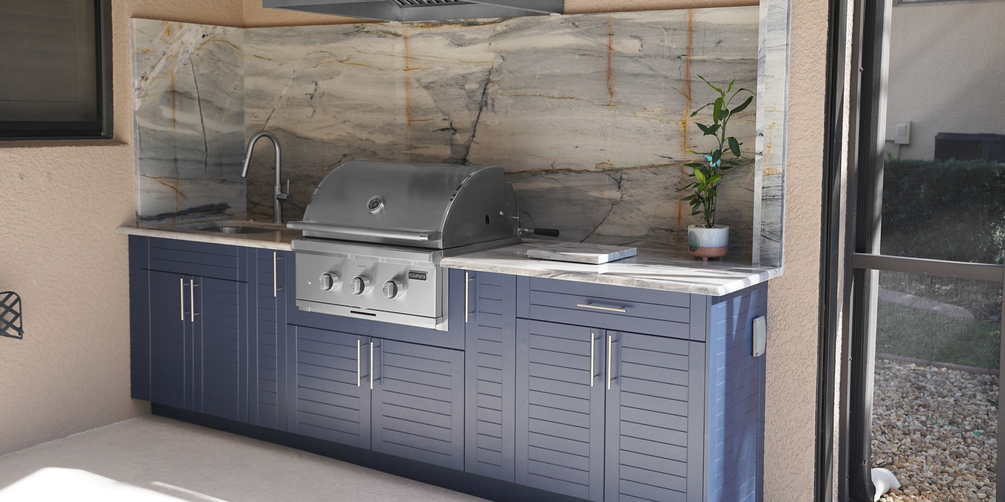 Project #95: Premium Outdoor Kitchen Showcase 2 Outdoor kitchen full-height-backsplash