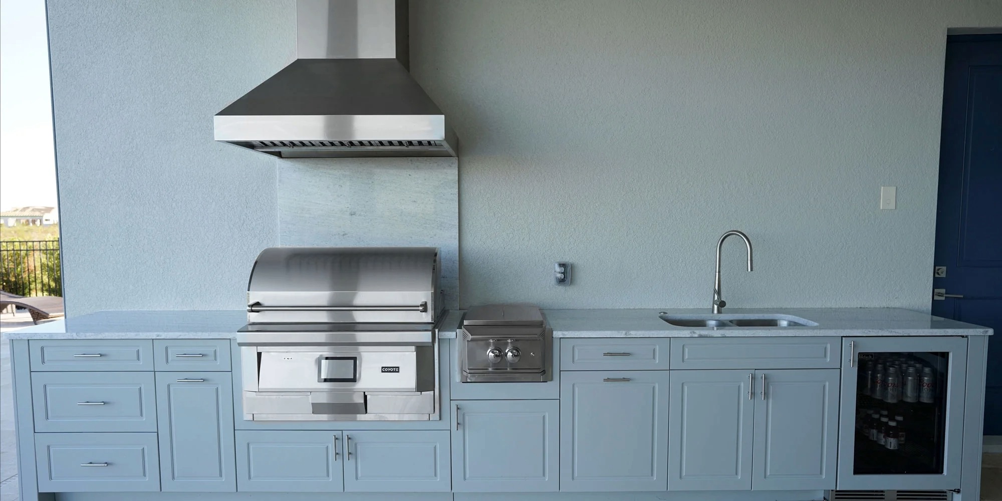 Outdoor-Kitchen-Cabinets-DolphinGray-Coastal-1_2048x