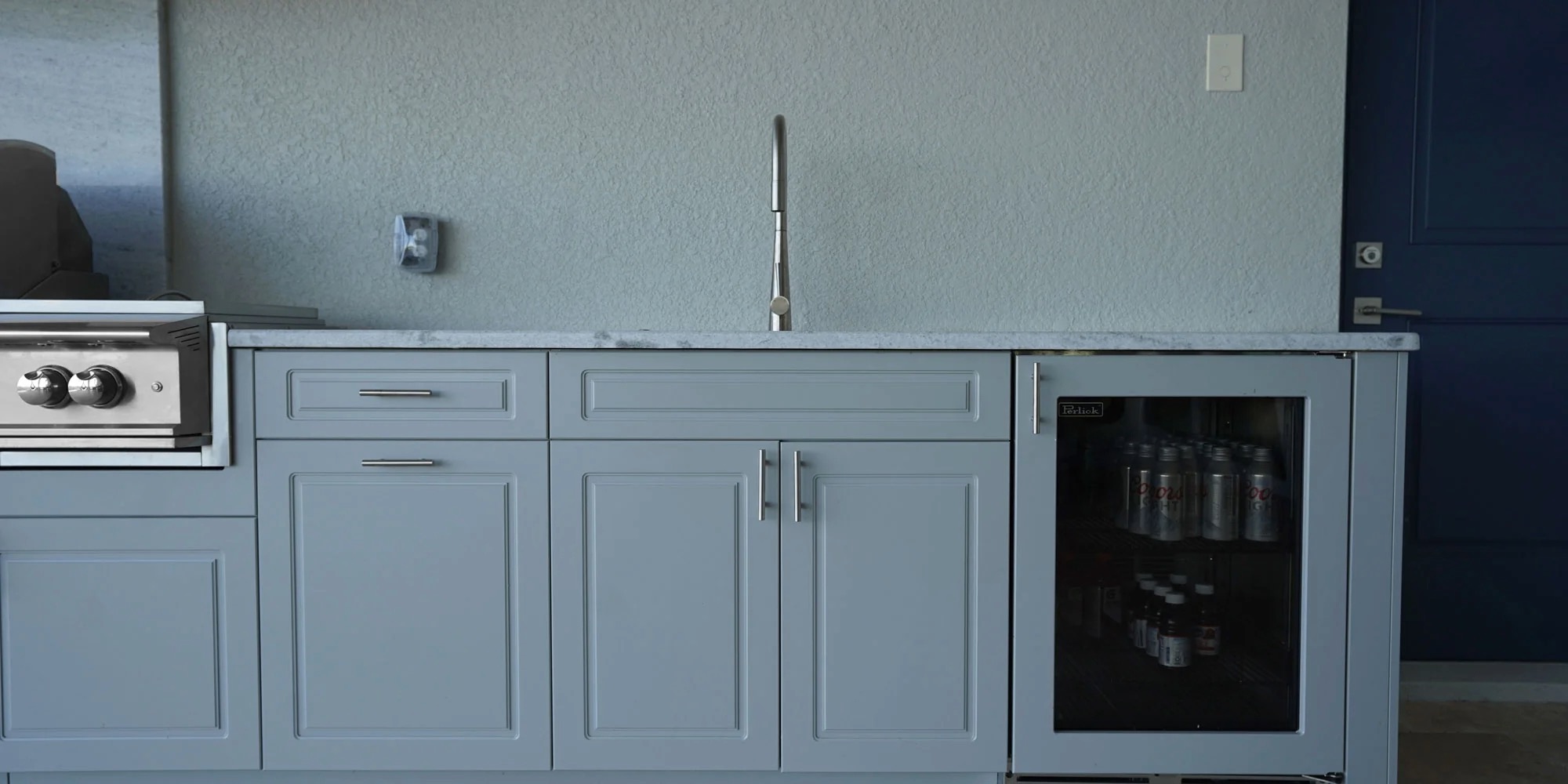 Outdoor-Kitchen-Cabinets-DolphinGray-Coastal-3_2048x