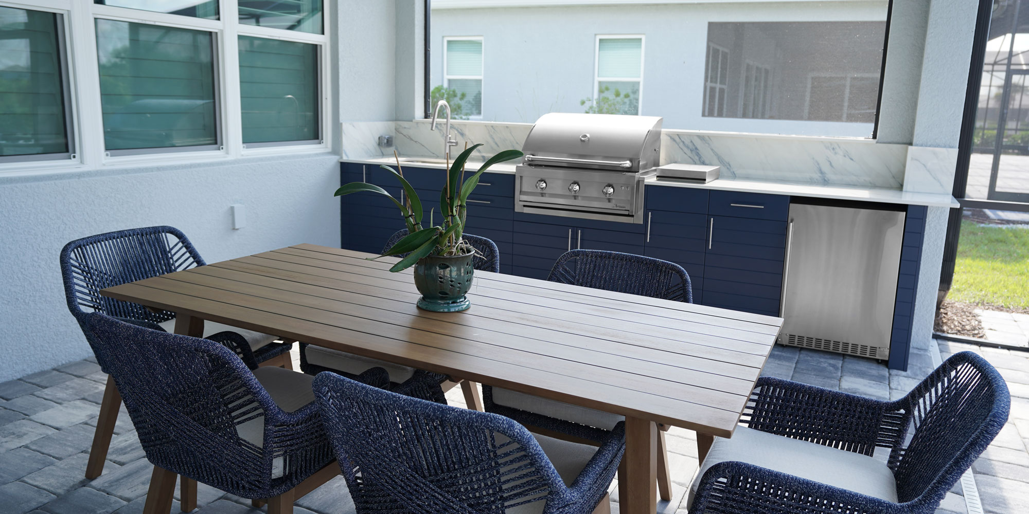 One-wall Outdoor Kitchen in Sarasota, FL - Project #93 3 One-wall outdoor kitchen example