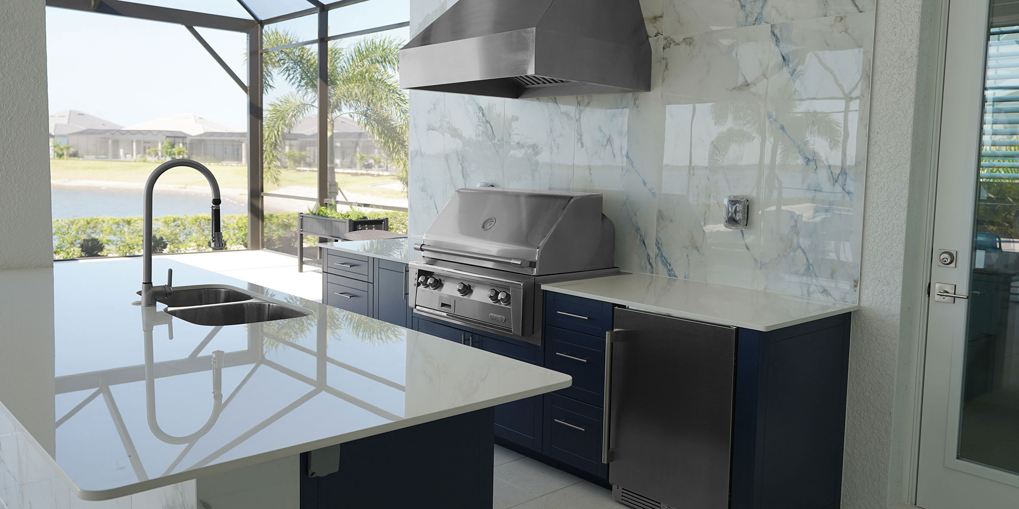 Outdoor-Kitchen-Cabinets-Indigo-Shaker-1