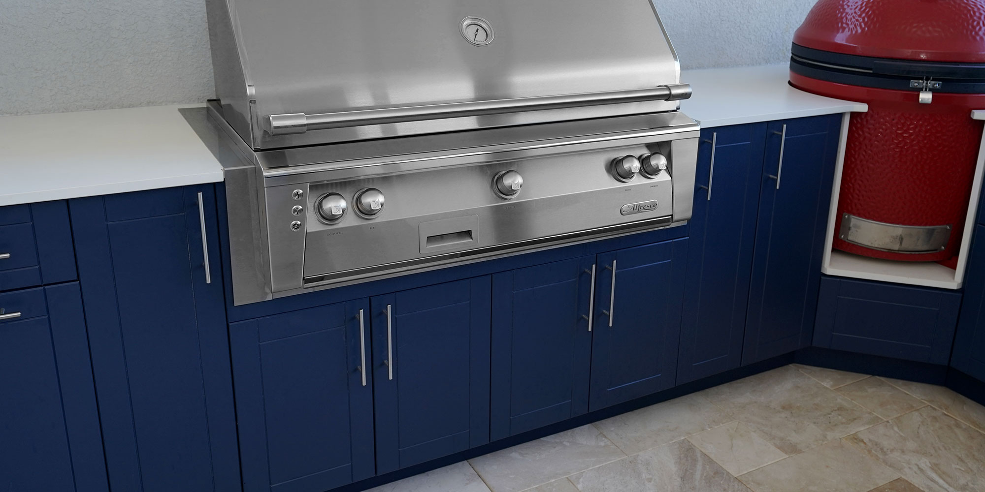 Outdoor-Kitchen-Cabinets-Indigo-Shaker-3