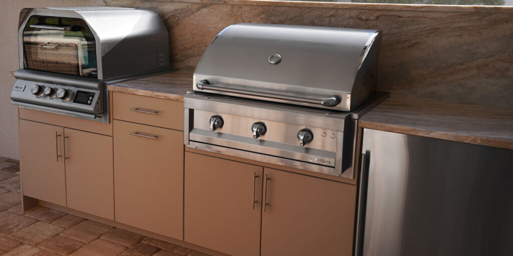 External outdoor kitchen grill cabinet