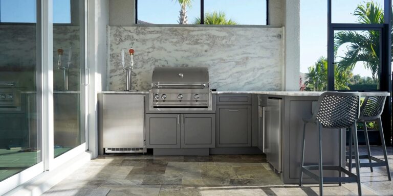 outdoor-kitchen-cabinets-sport-slate-gray-hero_2000x