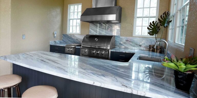 outdoor-kitchen-hood