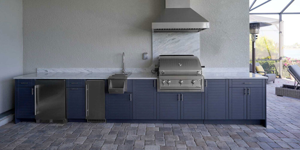 outdoor-kitchen-sarasota-charcoal-shaker-4_2000x