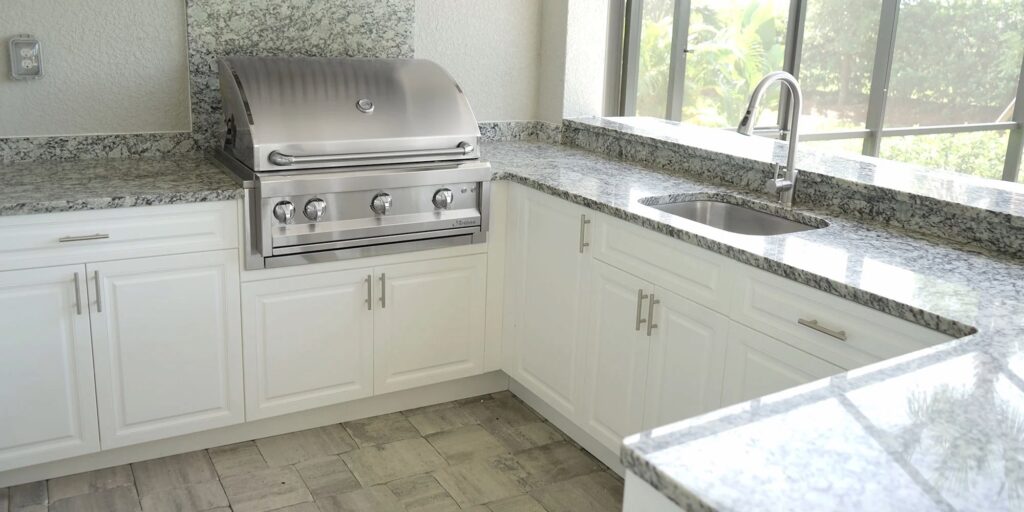 outdoor-kitchen-twenty-classic-white-1_2000x